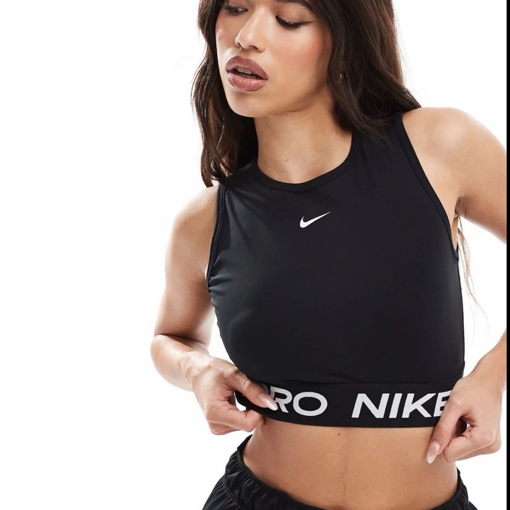 Nike Pro Size Medium Women's Dri-FIT Cropped Training Tank Black